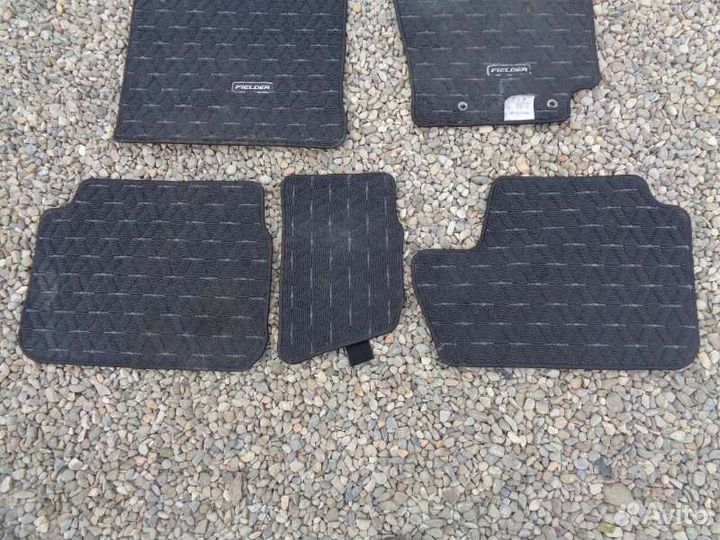 Коврики комплект Toyota Corolla Fielder ZRE144