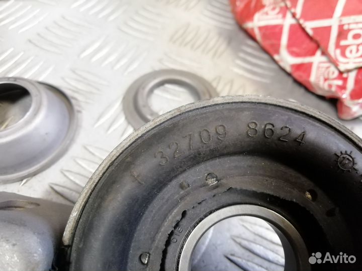Опора карданного вала Febi 32709 Mercedes