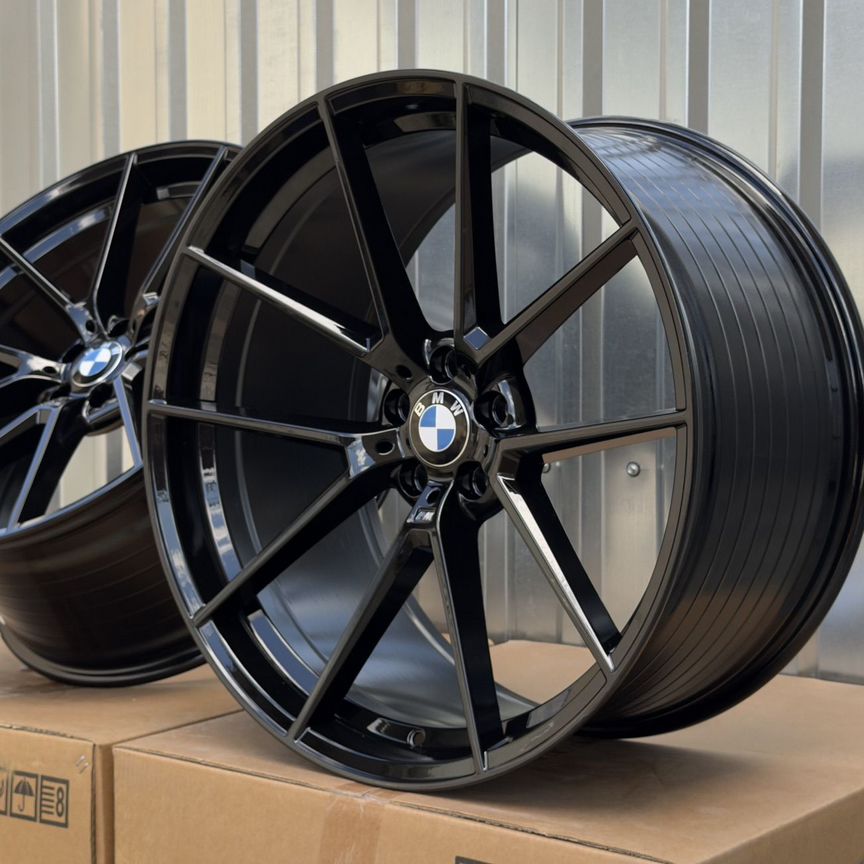 Литые диски Powcan 11×R22 5×112