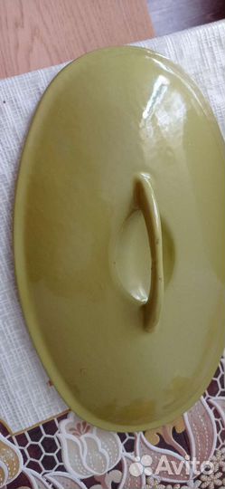 Чугунная кострюля