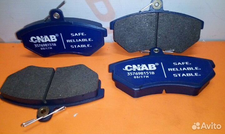 Тормозные колодки передние на Volkswagen Фольксваг