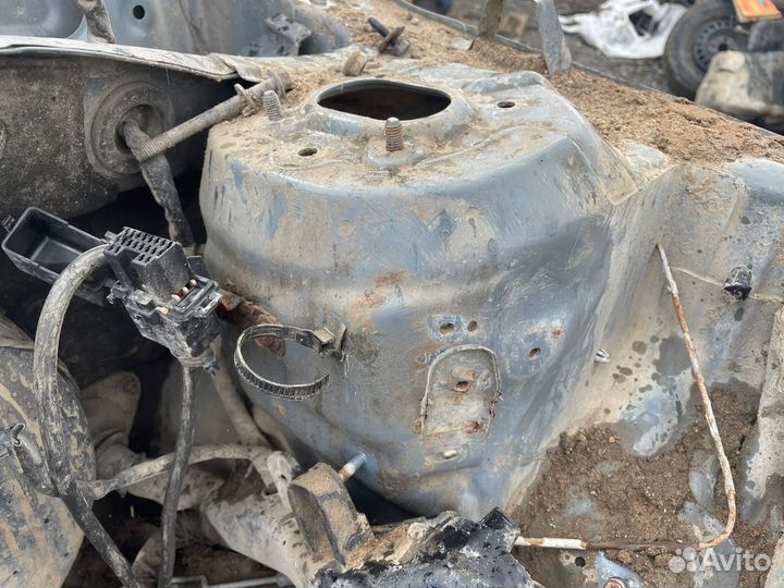 Хендай верна чашка передняя левая правая