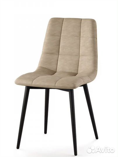 Комплект новых стульев