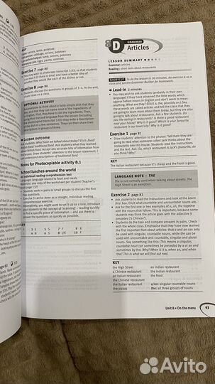 Книга для учителя Solutions elementary