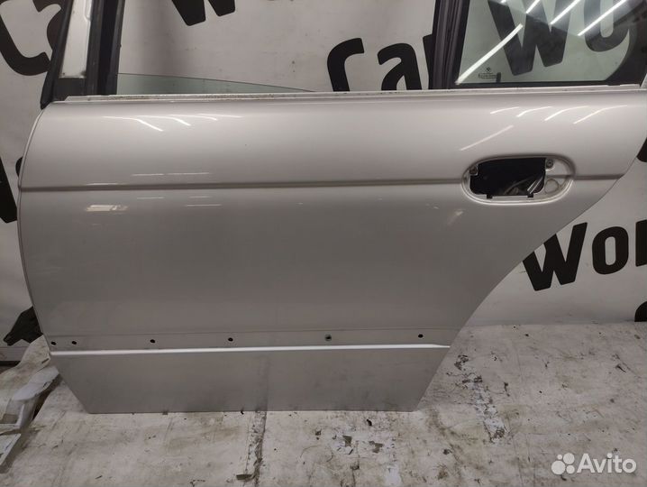 Задняя левая дверь BMW E39