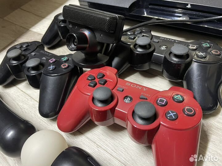 Sony playstation 3 + 4 геймпада, камера, 2 мува