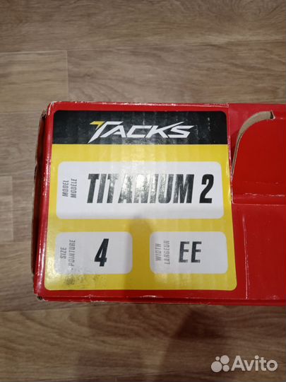 Хоккейные коньки ccm