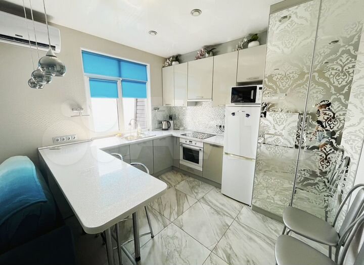 Квартира-студия, 42 м², 5/5 эт.