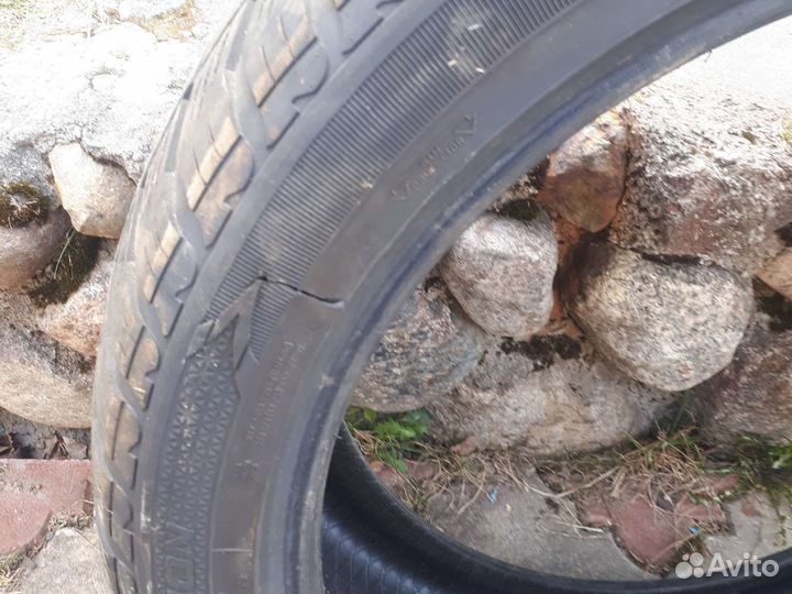 Goodyear UltraGrip 275/40 R20 102H