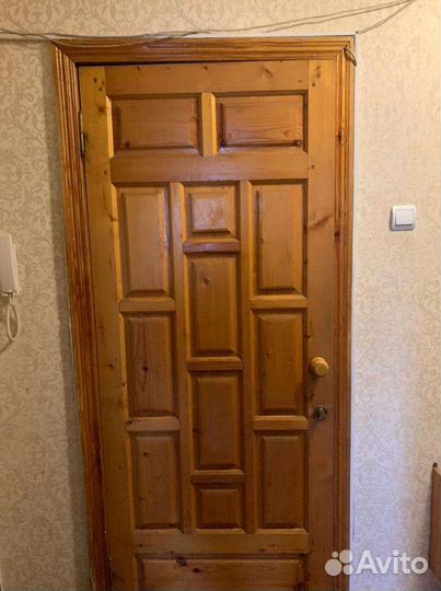 Дверь входная деревянная бу