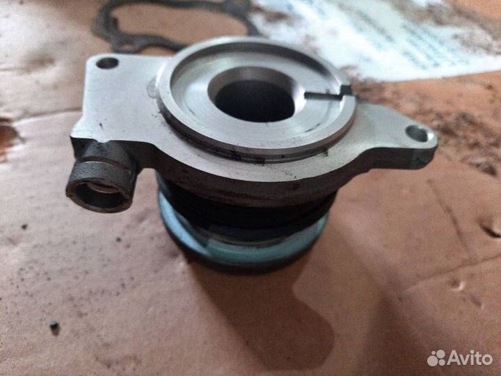 Подшипник выжимной Volvo V40 рест. 2001