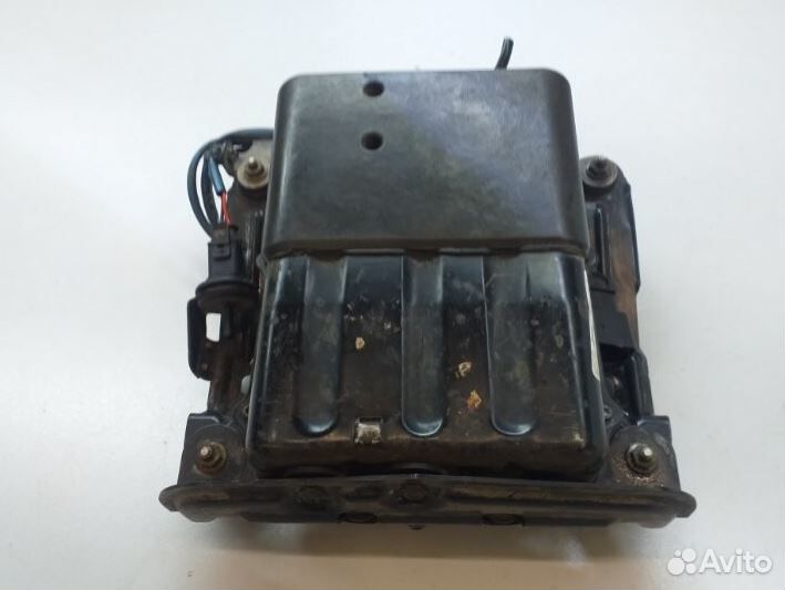 Компрессор пневмоподвески Porsche Panamera 970