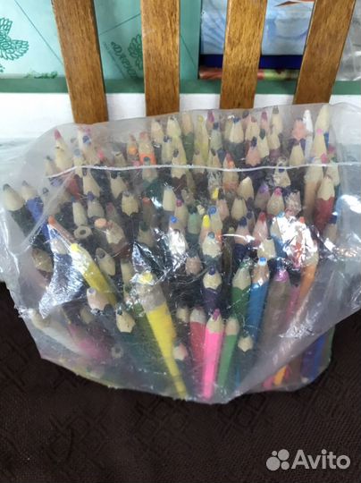 Цветные карандаши