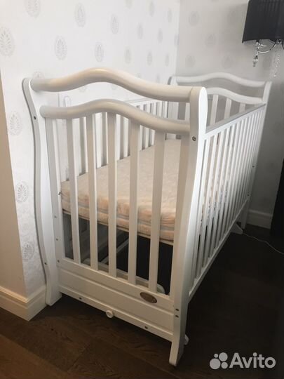 Детская кроватка Giovanni Magico маятник