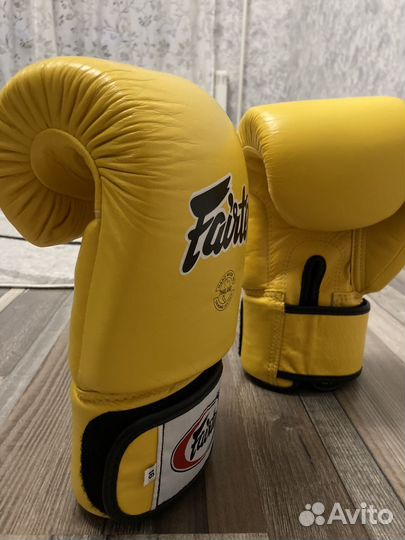 Боксерские перчатки fairtex 16oz