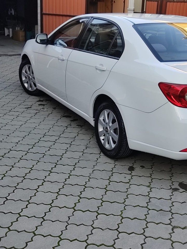 Chevrolet Epica: фото владельца