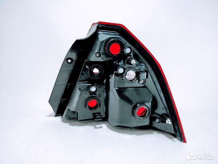Фонарь левый задний в крыло Aveo T250 седан