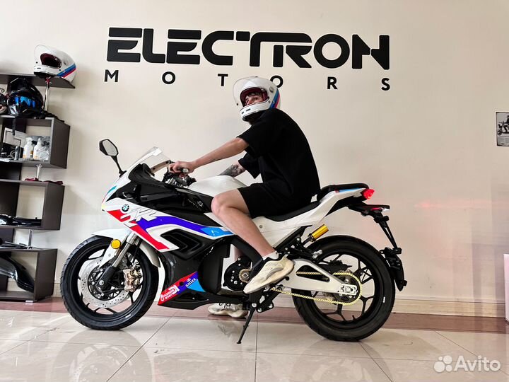 Мотоцикл электрический BMW RR