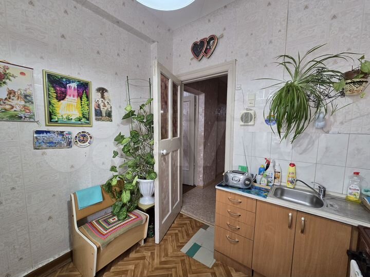2-к. квартира, 60 м², 1/2 эт.