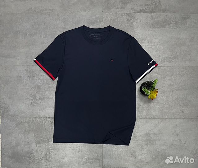 Футболка Tommy Hilfiger (3 Цвета)