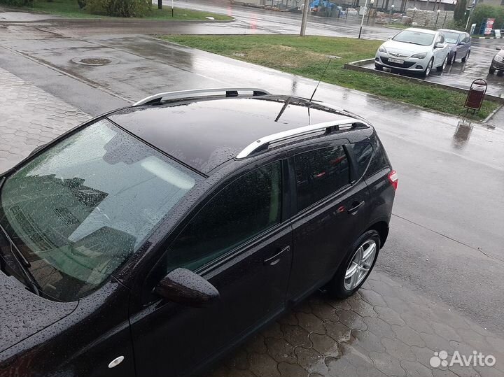 Рейлинги на крышу Nissan Qashqai