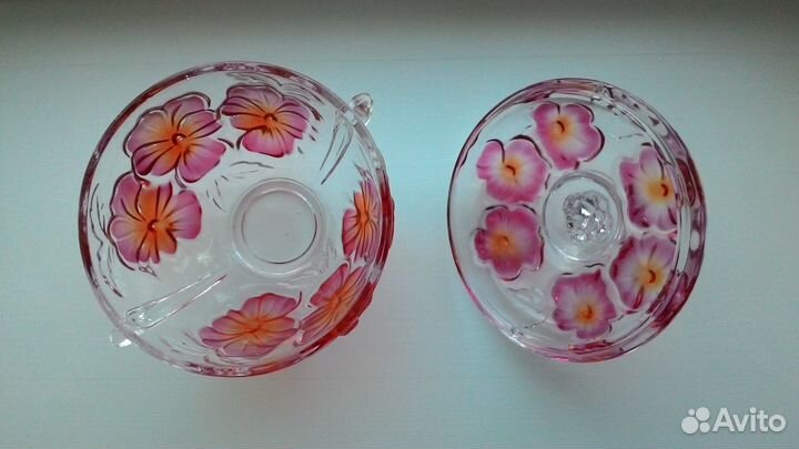 Салатница с крышкой