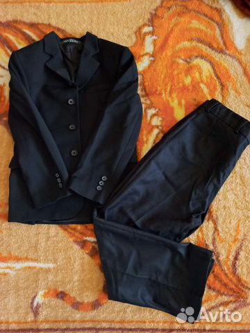 Школьный костюм для мальчика р-р 134
