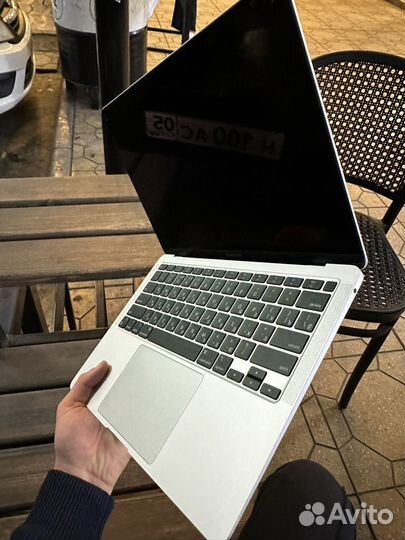 Macbook air m1 256