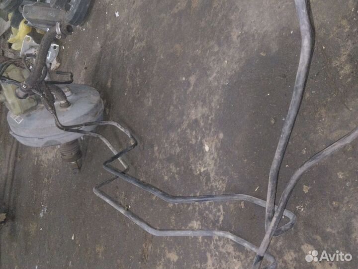 Вакумник с главным цилиндром bmw 5 e39