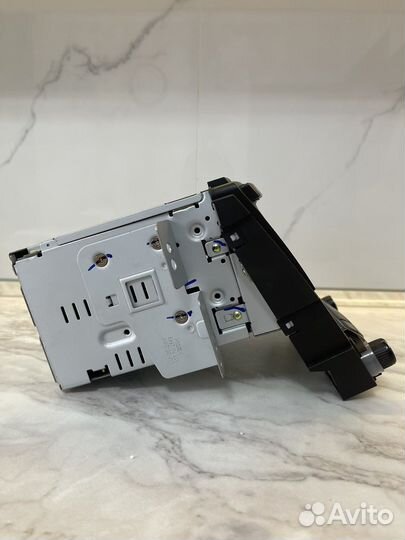 Магнитола на hyundai i40