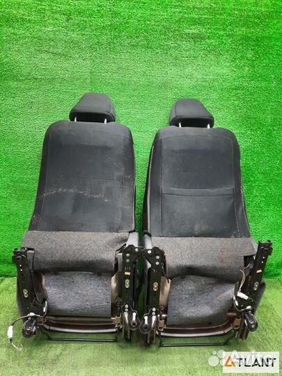 Кресло левое toyota vitz