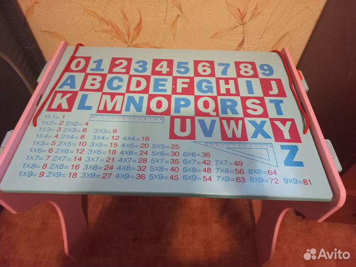 Детский стол и стул