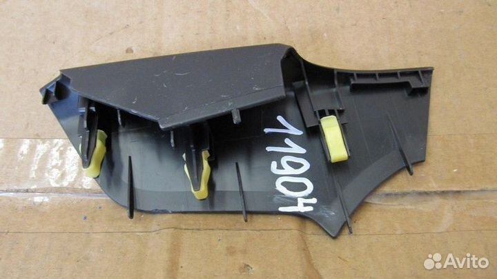 Накладка декоративная Toyota Camry V50 2011-2017