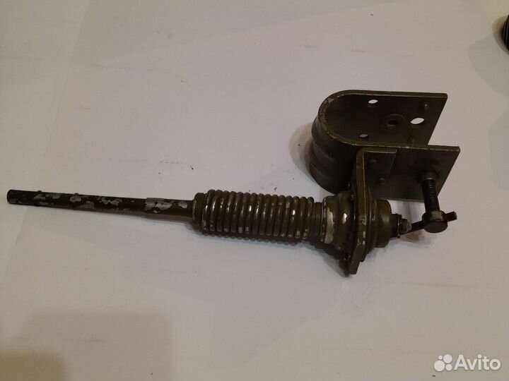 Кронштейн для антенны