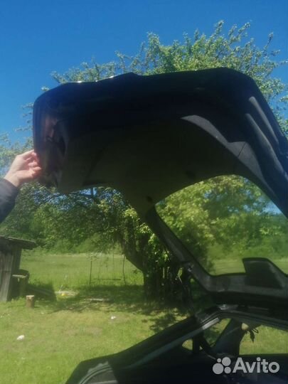 Дверь багажника в сборе