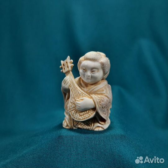 Нэцкэ, окимоно и миниатюры