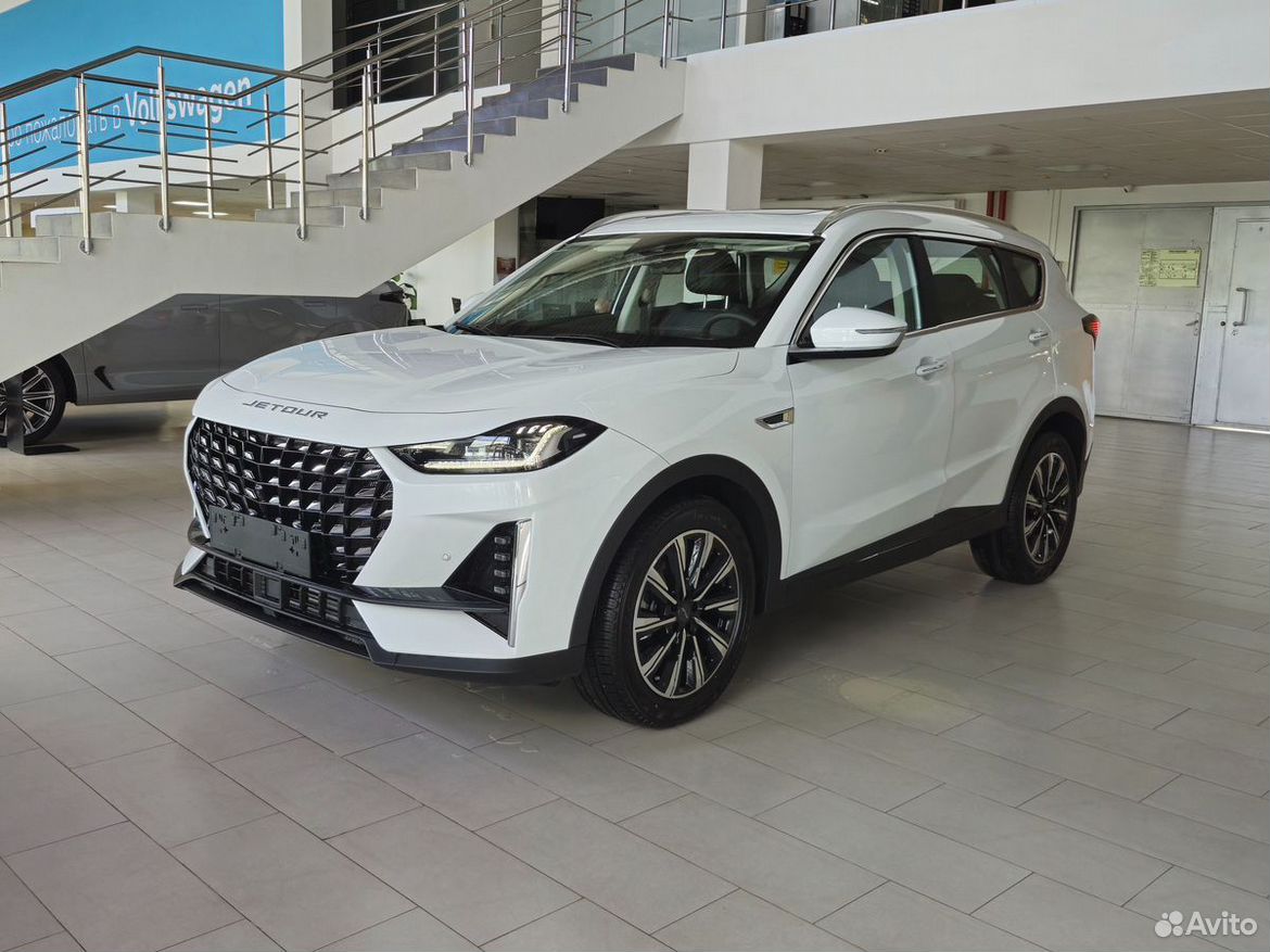 Jetour X70 Plus 1.6 AMT, 2026