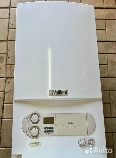 Газовый котёл Vaillant turboTEC plus VU INT282/2-5