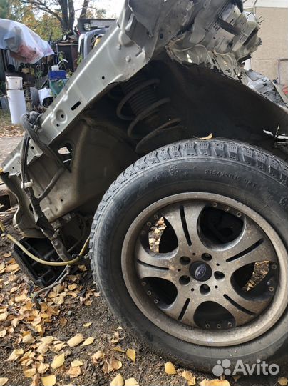 Передняя часть кузова Subaru forester