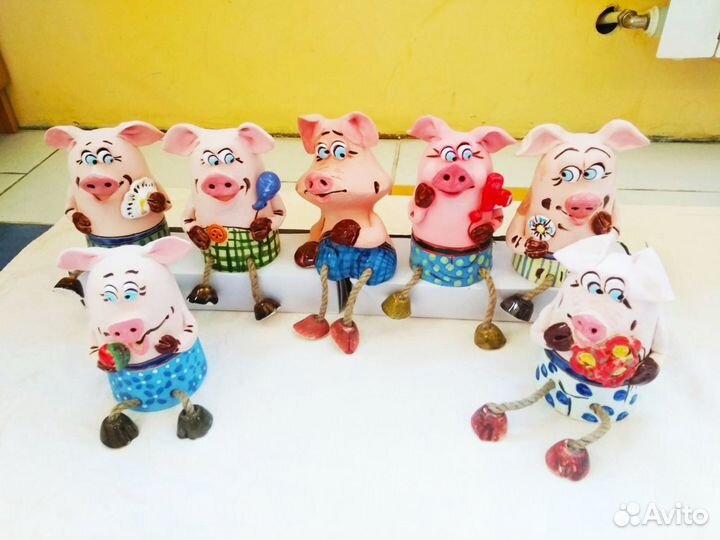 Фигурка хрюша копилка С ножками