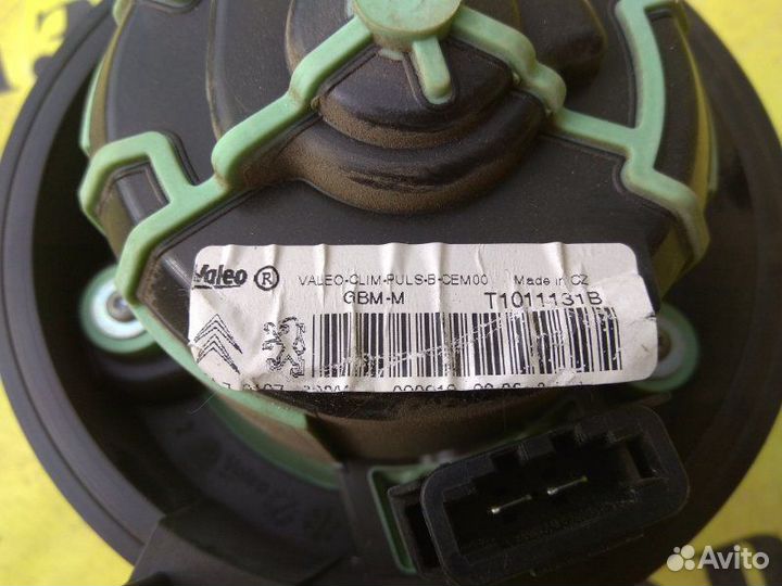 Моторчик печки Citroen C4 2 B7 2011-2016 хэтчбек