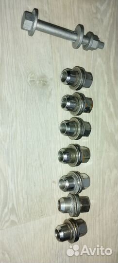 Гайка колеса Land Rove Rang Rover, Discovery 3,4