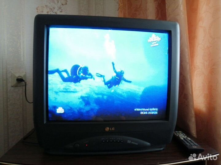 Телевизор бу LG