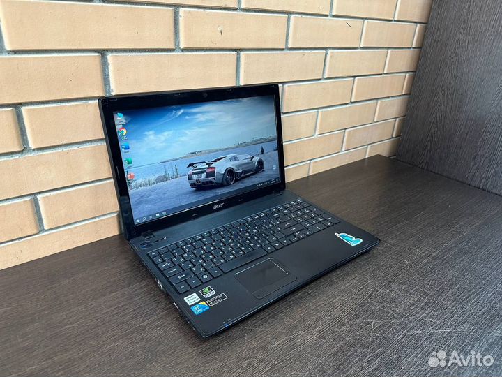 Ноутбук Acer/i5/8Гб/SSD/2видеокарты