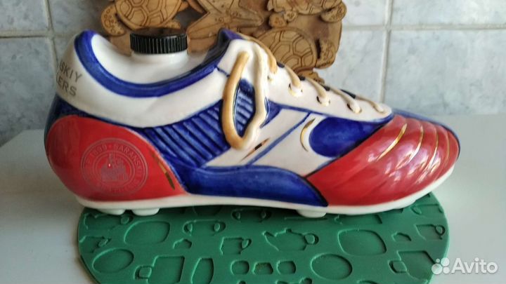 Штоф золотой бутса