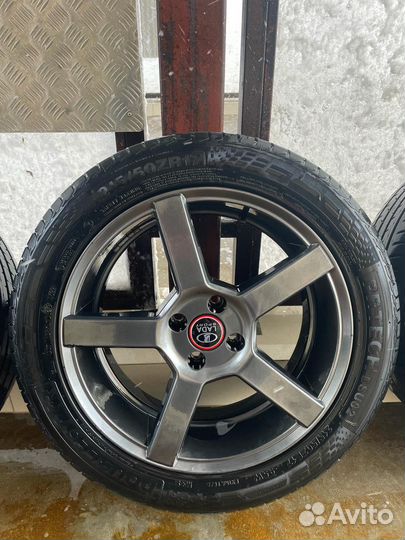 Диски литые R17 в сборе с резиной