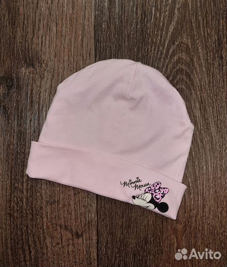 Шапка тонкая для девочки на осень