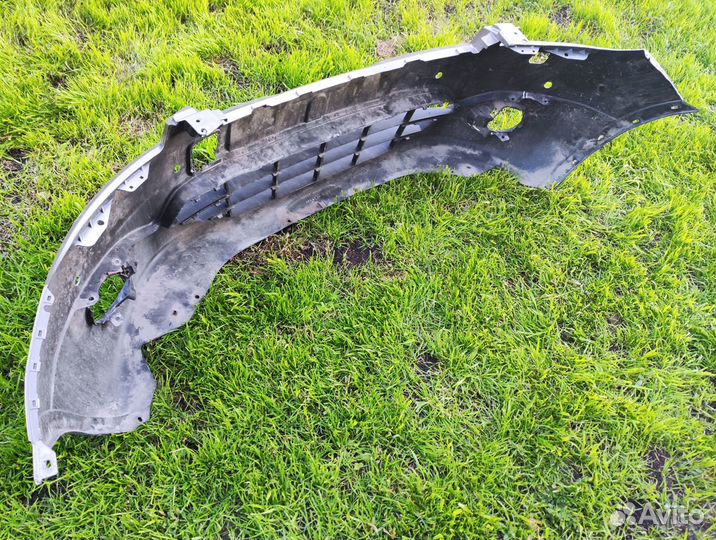 Бампер передний Nissan Qashqai 2011