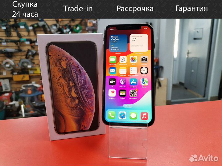 iPhone Xs, 64 ГБ