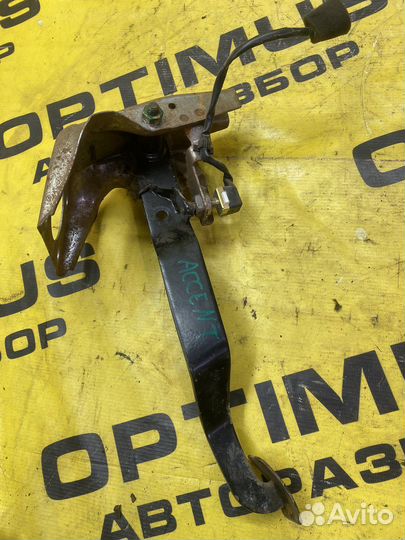 Педаль тормоза Hyundai Accent